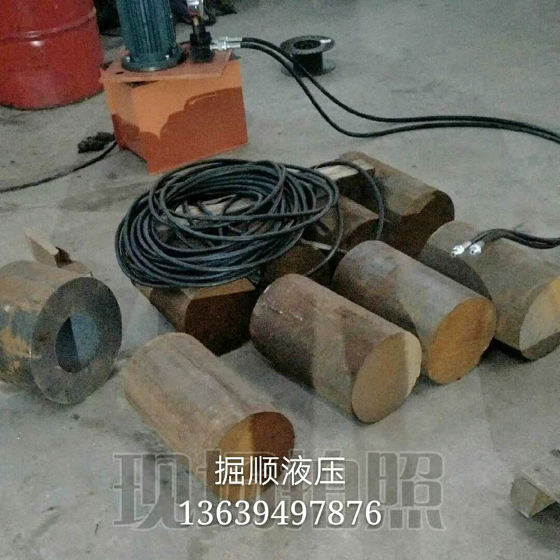 加班加點(diǎn)忙生產(chǎn)液壓泵、千斤頂,都是真材實(shí)料好質(zhì)量